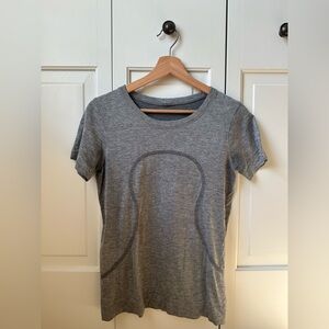 Lululemon swiftly tee (grey)